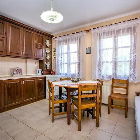 בית נופש Vrachos